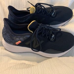 New Balance womens sneakers 8 wide